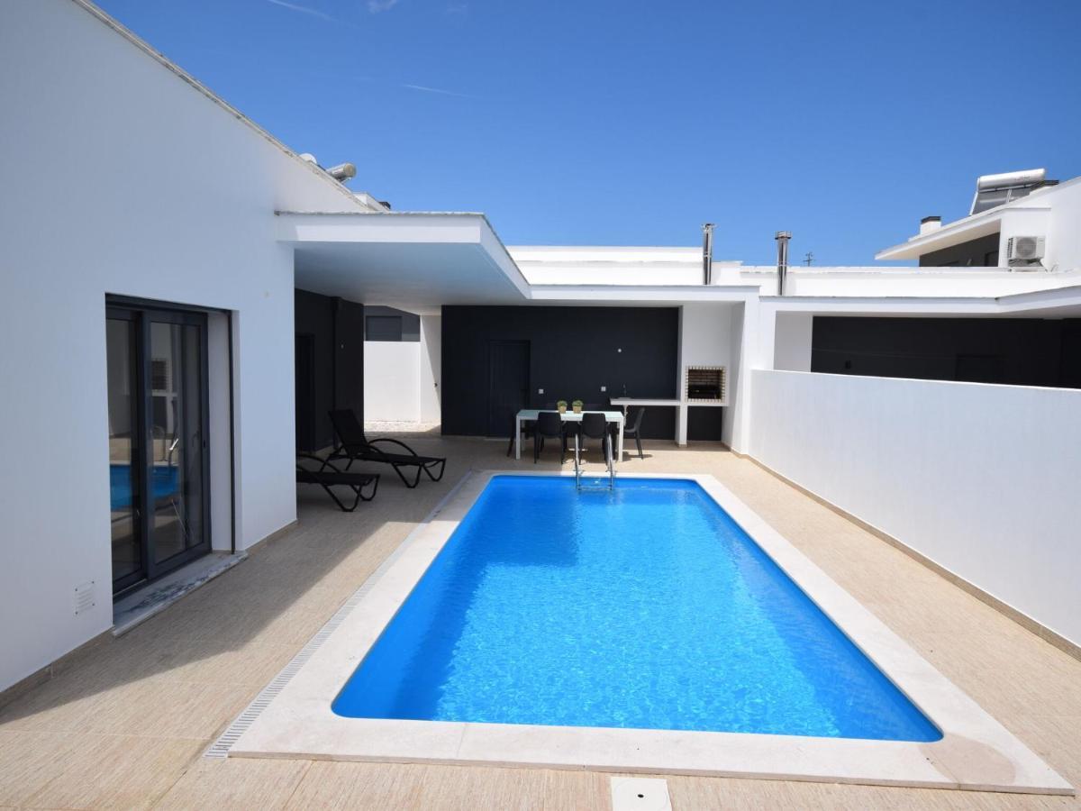 Modern Villa With Private Pool Near The Beautiful Beach Of Foz De Arelho Nadadouro Eksteriør bilde