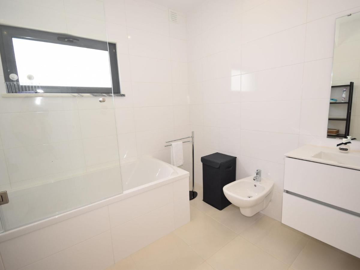 Modern Villa With Private Pool Near The Beautiful Beach Of Foz De Arelho Nadadouro Eksteriør bilde